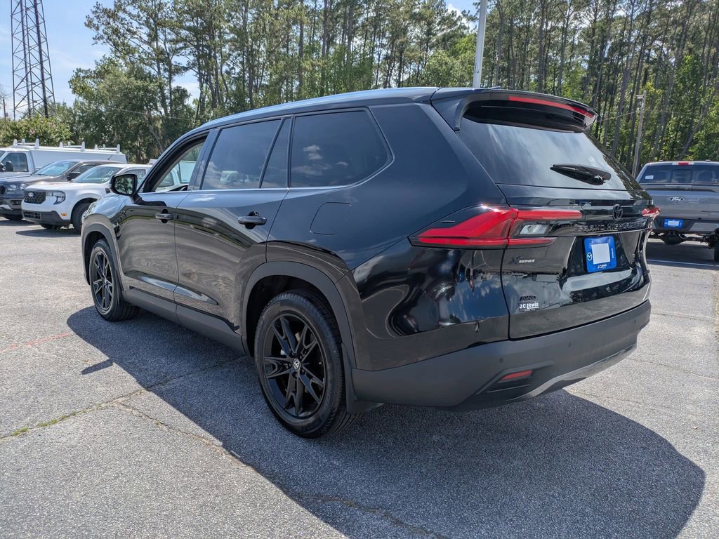 Used 2024 Toyota Grand Highlander AWD image 8