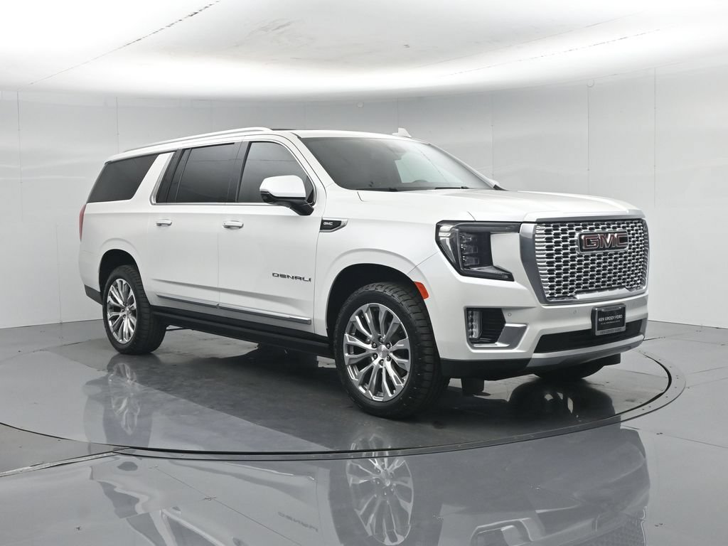 Used 2023 GMC Yukon XL Denali AWD/4WD image 58