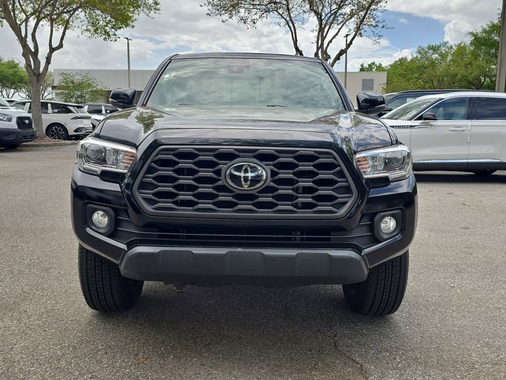 Used 2022 Toyota Tacoma TRD Off-Road image 2