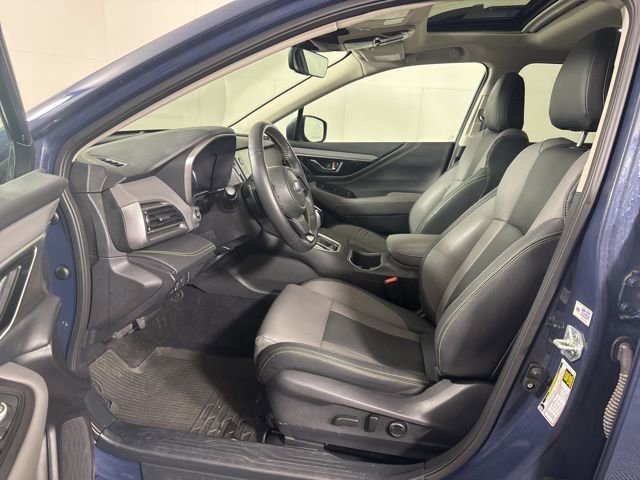 Used 2025 Subaru Outback Onyx Edition XT w/ Popular Package #2 AWD/4WD image 12