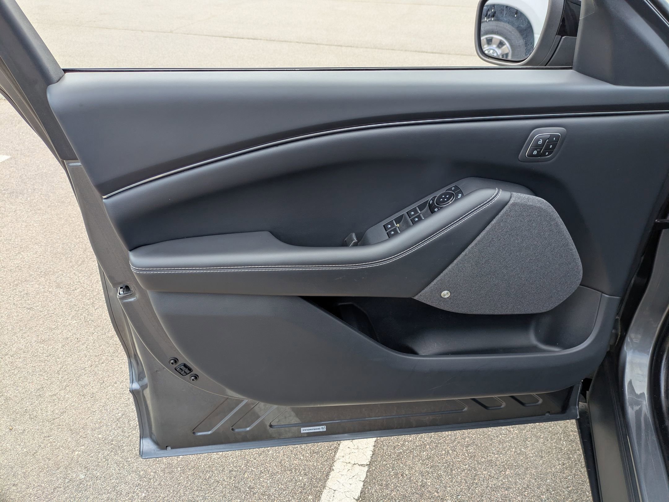 Certified 2023 Ford Mustang Mach-E Premium image 16