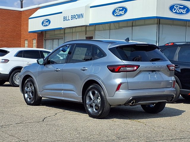 Certified 2024 Ford Escape ST-Line w/ Tech Pack #1 AWD/4WD image 2
