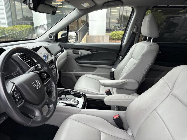 Used 2022 Honda Pilot Touring image 9