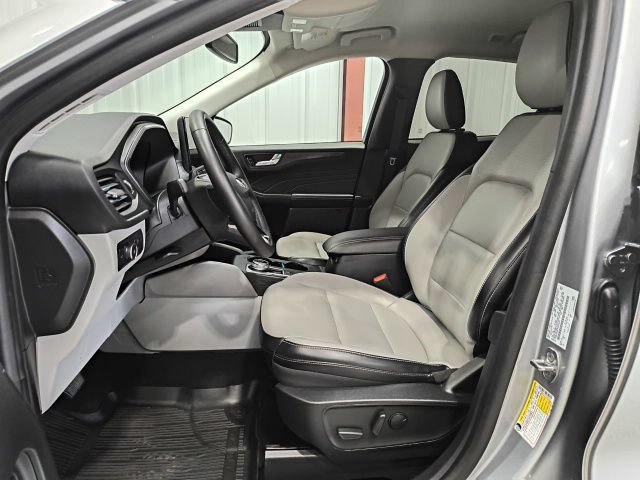 Certified 2023 Ford Escape Platinum AWD/4WD image 13