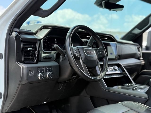 Used 2024 GMC Sierra 2500 AT4X AWD/4WD image 13