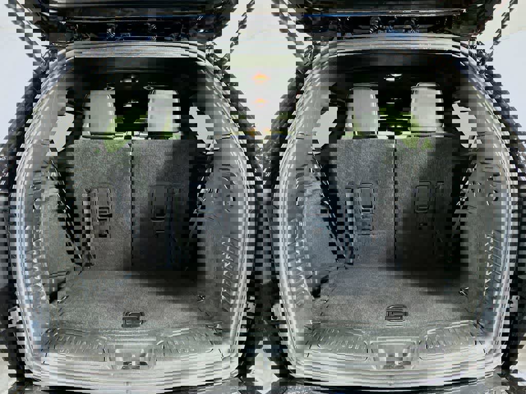 Used 2025 Dodge Durango R/T image 24