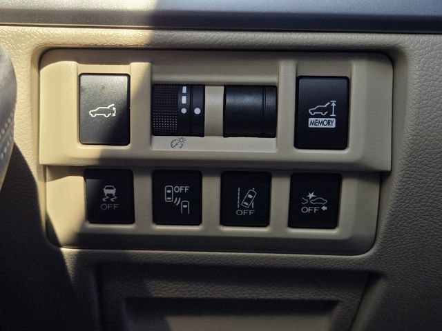 Used 2019 Subaru Outback 2.5i Limited AWD/4WD image 21