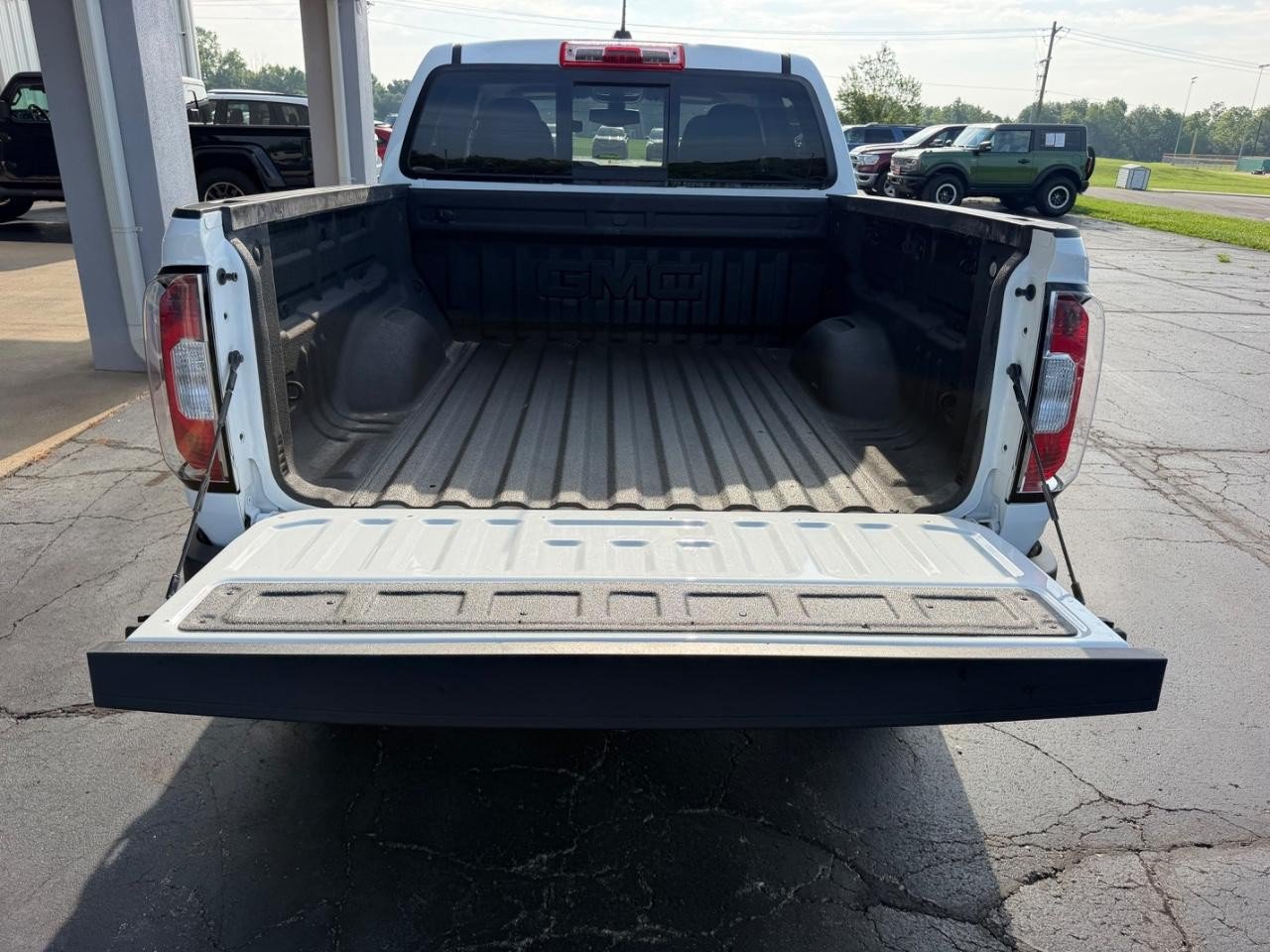 Used 2021 GMC Canyon AT4 AWD/4WD image 5
