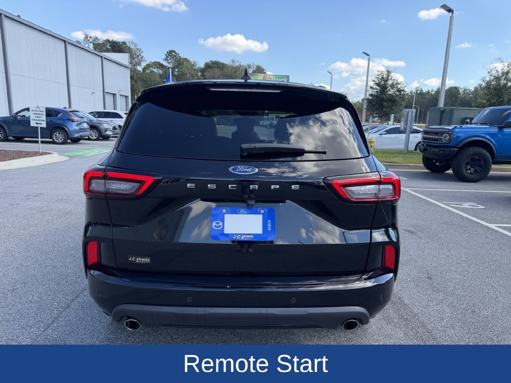 Certified 2023 Ford Escape ST-Line w/ Tech Pack #1 FWD image 7