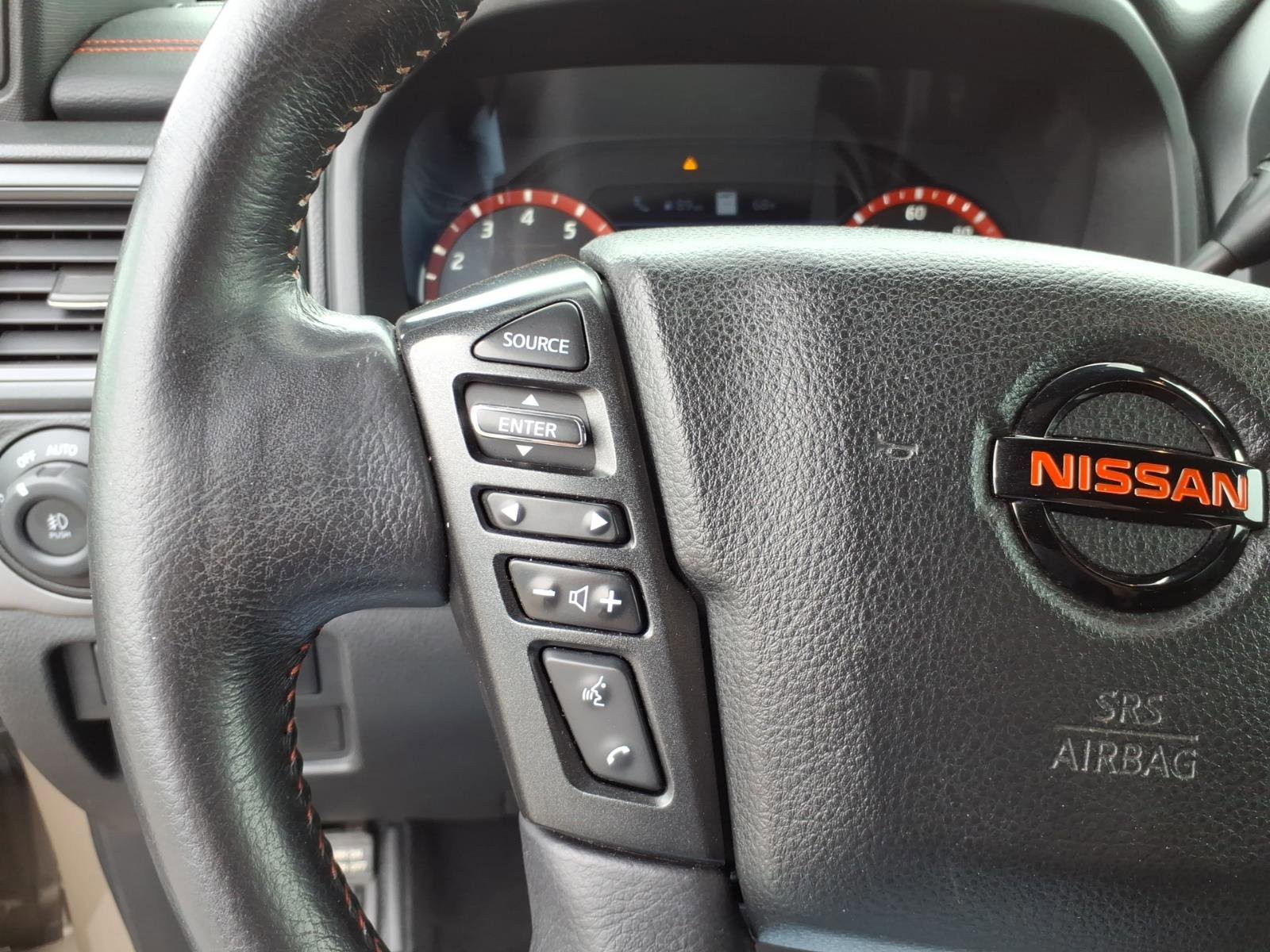 Used 2021 Nissan Titan PRO-4X w/ Pro-4x Convenience Package image 16