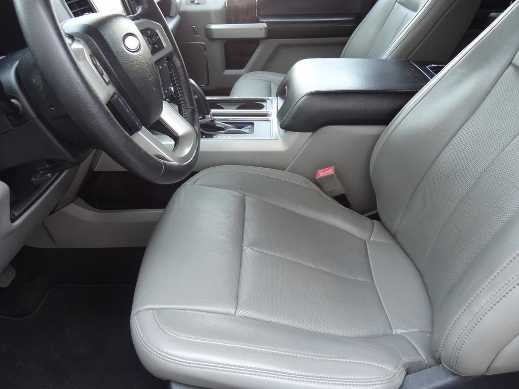 Certified 2019 Ford F150 Lariat AWD/4WD image 6