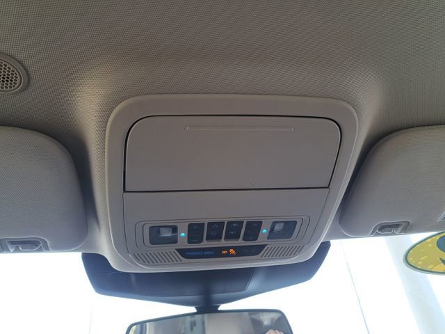 Certified 2022 Ford Explorer XLT w/ Equipment Group 202A image 15