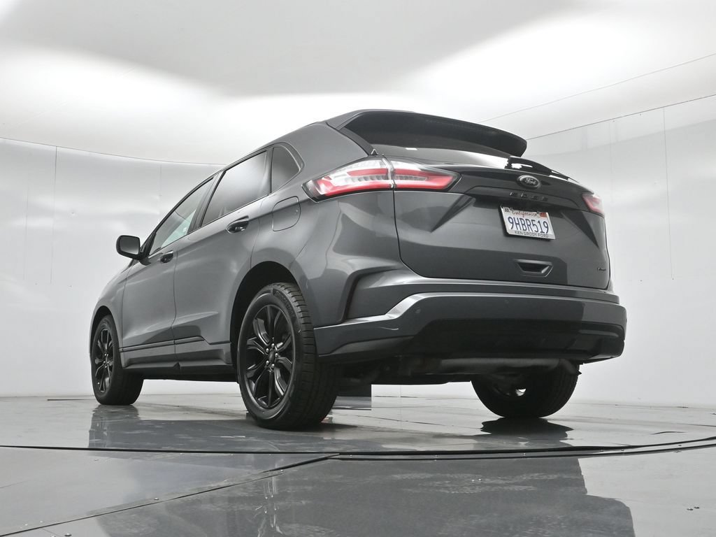 Certified 2023 Ford Edge SE w/ Black Appearance Package AWD/4WD image 50
