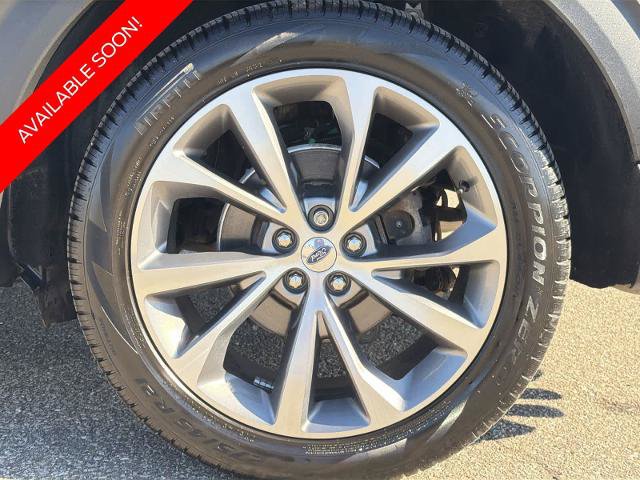 Certified 2025 Ford Explorer Platinum w/ Ultimate Package AWD/4WD image 14