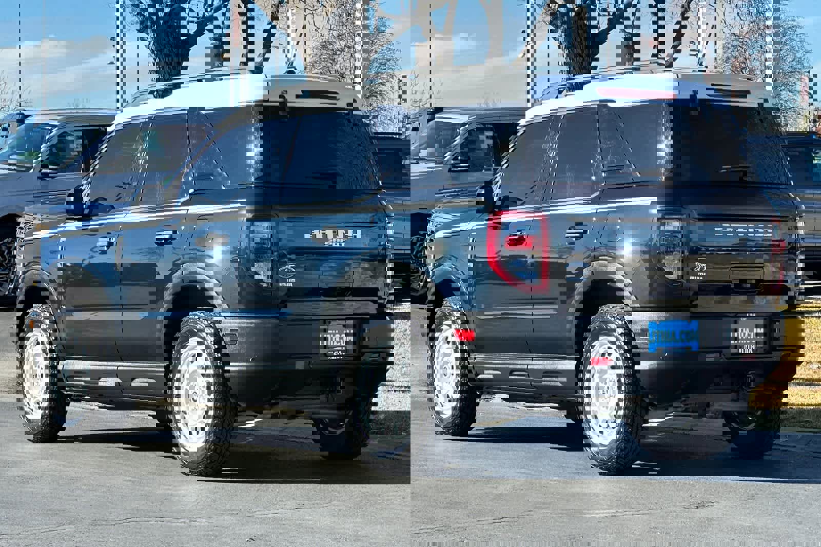 Certified 2023 Ford Bronco Sport Heritage w/ Heritage Convenience Package image 3