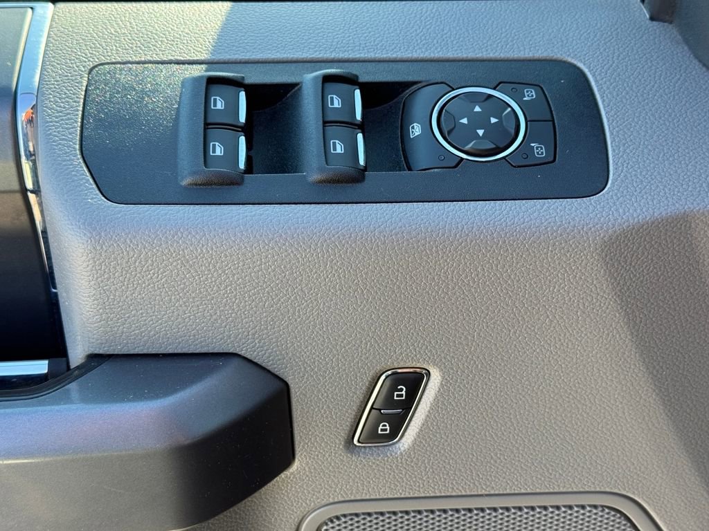 Certified 2019 Ford F150 XLT w/ Equipment Group 302A Luxury image 24