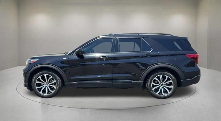 Certified 2022 Ford Explorer ST-Line RWD image 5