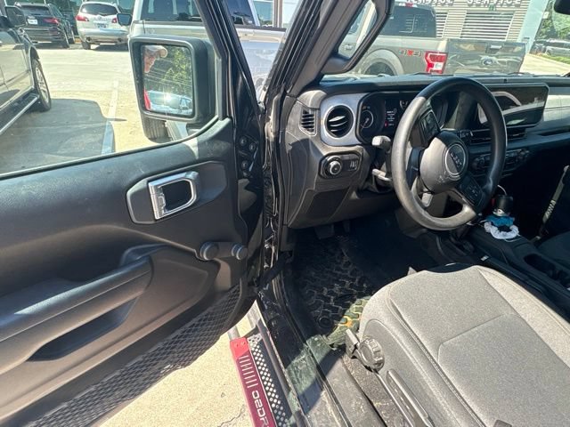 Used 2024 Jeep Wrangler Sport AWD/4WD image 37