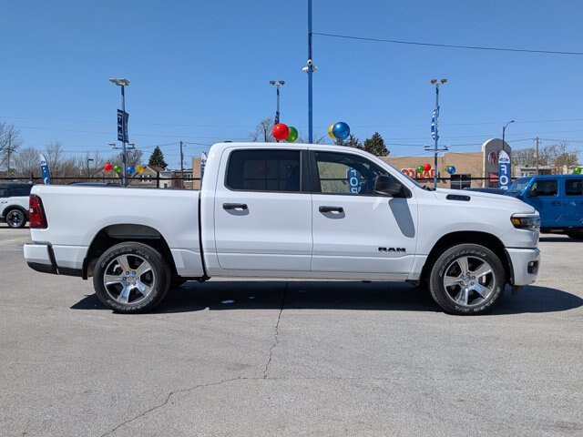 Used 2025 RAM 1500 Tradesman AWD/4WD image 3