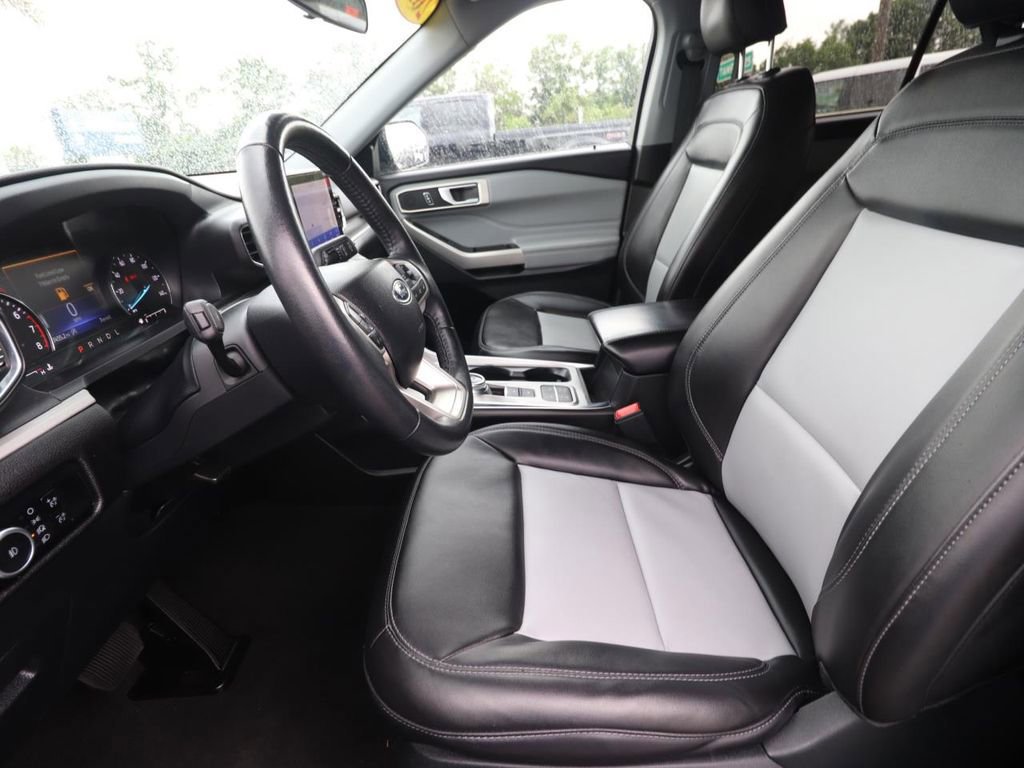 Certified 2023 Ford Explorer XLT w/ Equipment Group 202A image 8
