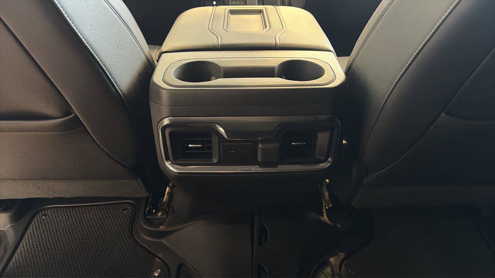 Used 2022 GMC Sierra 1500 AT4 w/ AT4 Premium Package AWD/4WD image 27