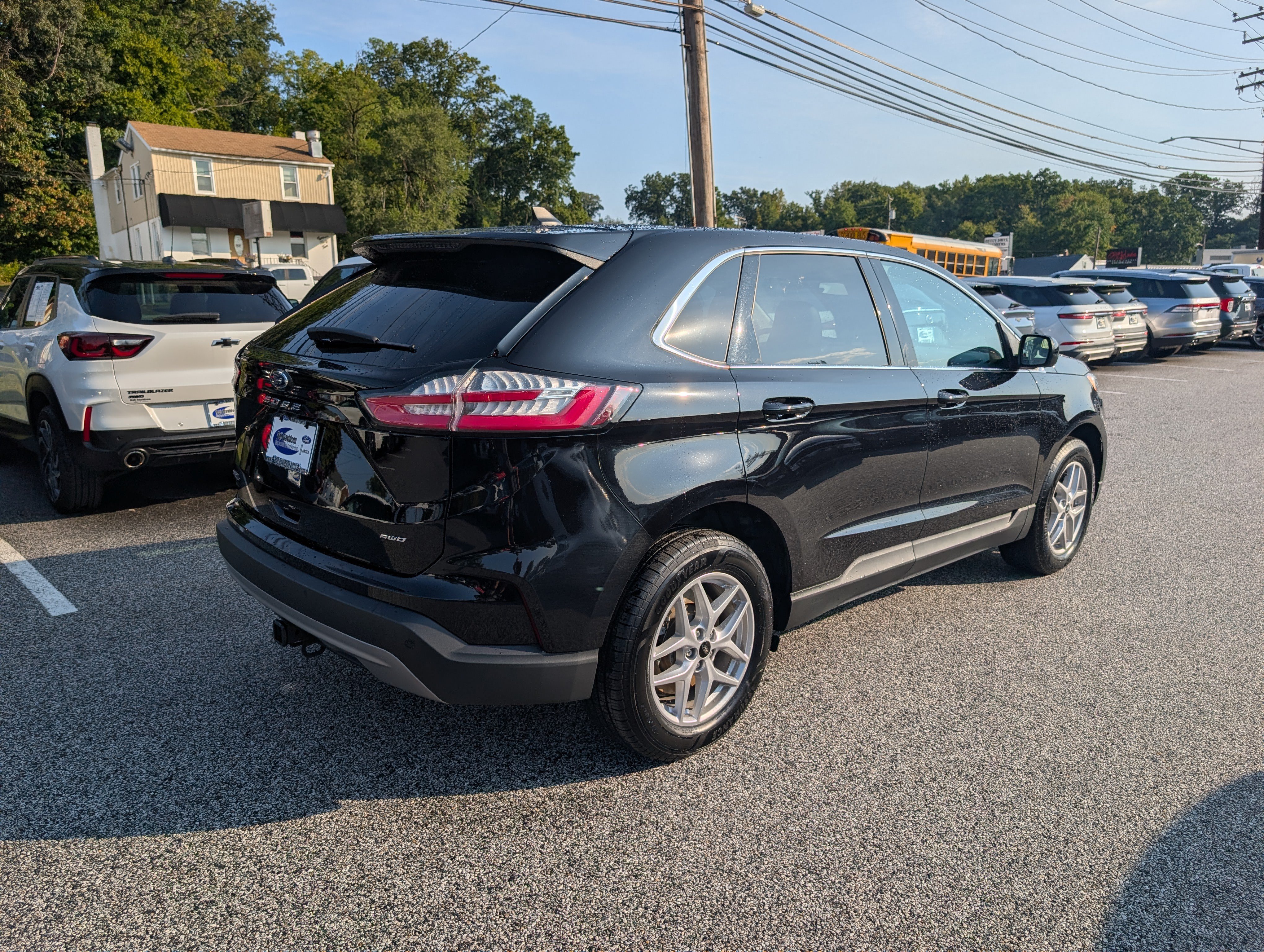Certified 2024 Ford Edge SEL w/ Convenience Package AWD/4WD image 7
