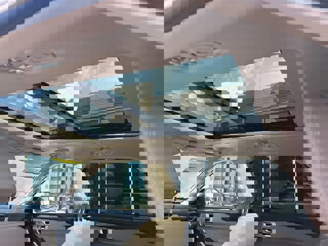 Certified 2022 Ford Explorer Limited w/ Equipment Group 301A image 32