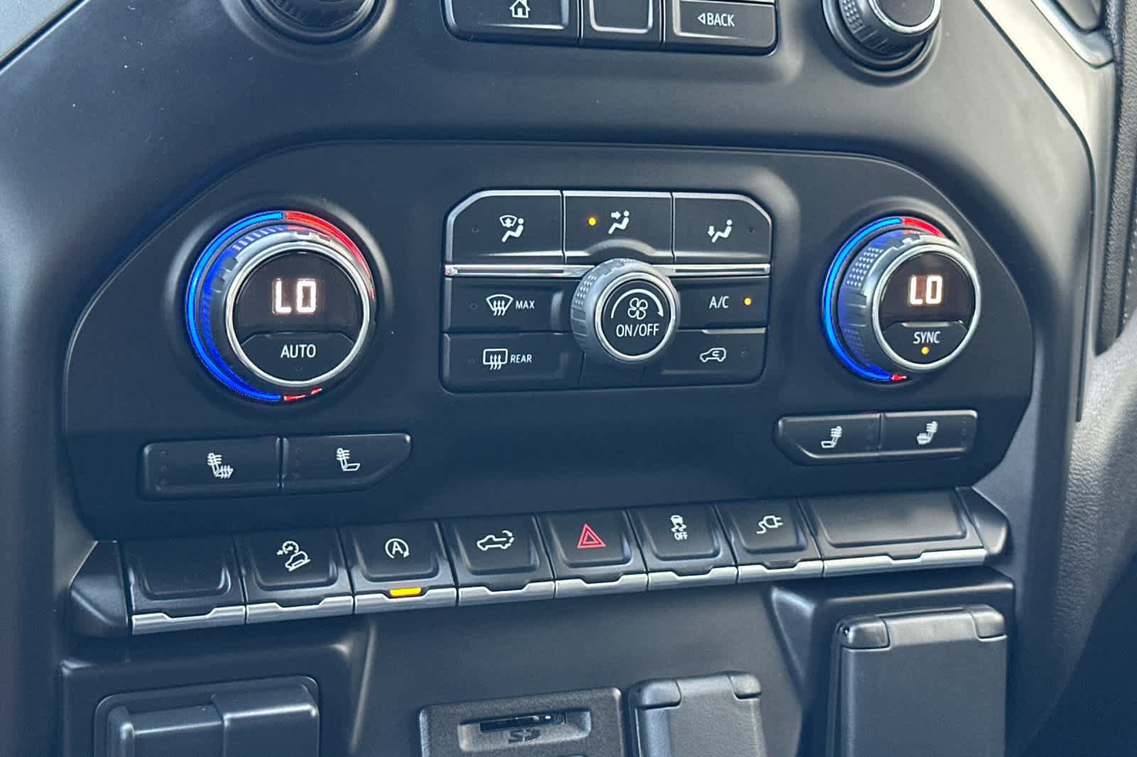 Used 2019 Chevrolet Silverado 1500 LT w/ All-Star Edition AWD/4WD image 19