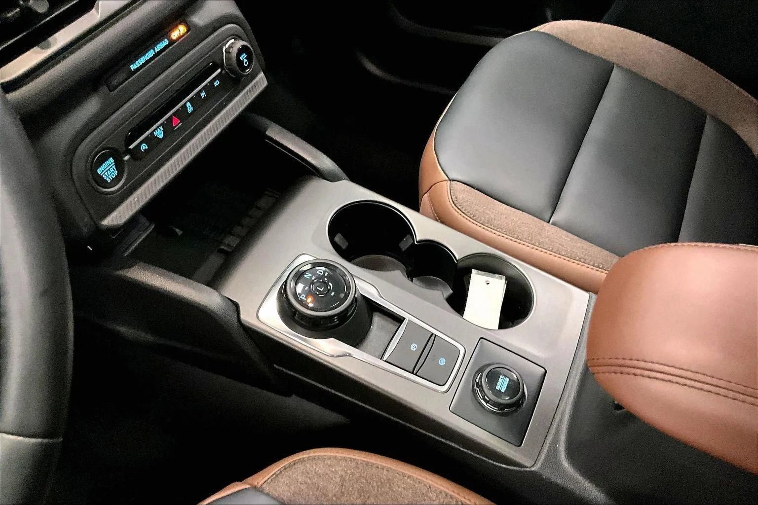 Certified 2025 Ford Bronco Sport Outer Banks w/ Outer Banks Tech Package+ image 16