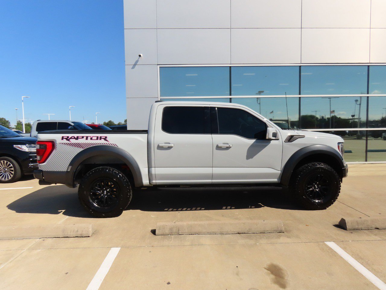 Certified 2023 Ford F150 Raptor AWD/4WD image 8