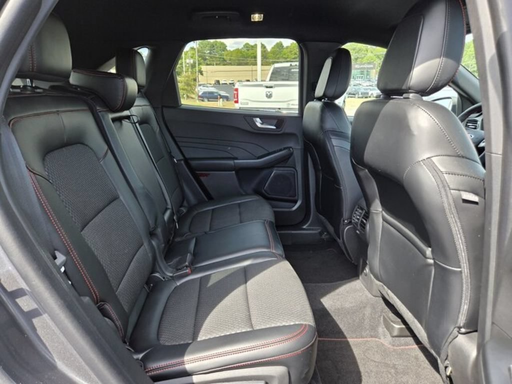 Certified 2023 Ford Escape ST-Line w/ Tech Pack #1 FWD image 19