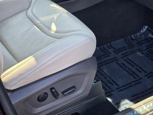 Certified 2023 Ford Explorer Platinum w/ Technology Package AWD/4WD image 8
