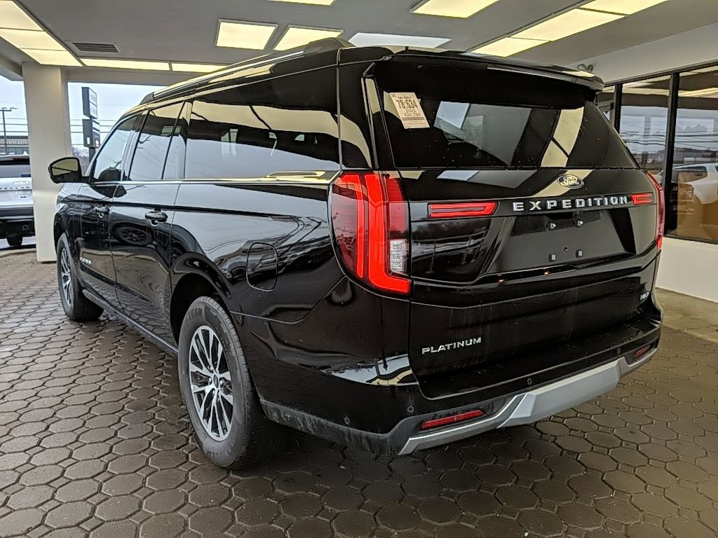Certified 2025 Ford Expedition Max Platinum image 5