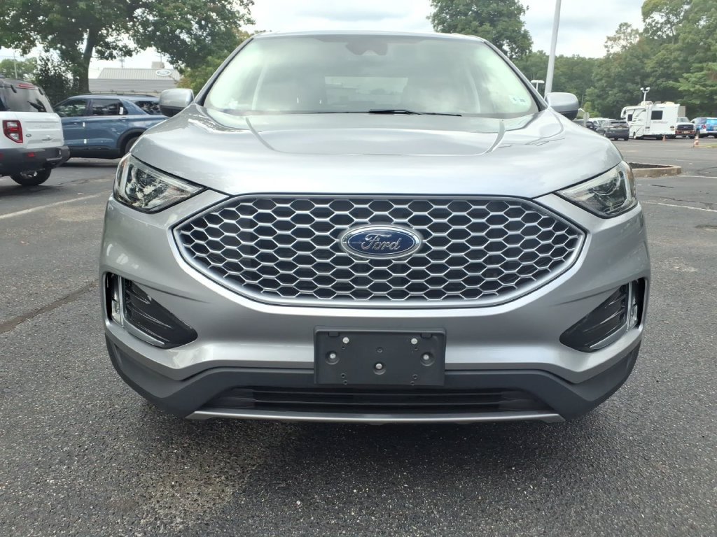 Certified 2023 Ford Edge SEL w/ Convenience Package AWD/4WD image 6