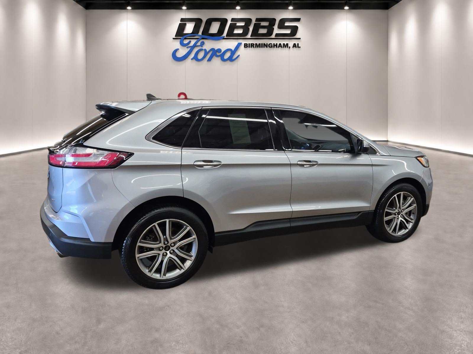 Certified 2024 Ford Edge Titanium AWD/4WD image 4