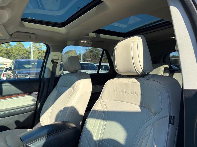Certified 2018 Ford Explorer Platinum image 16