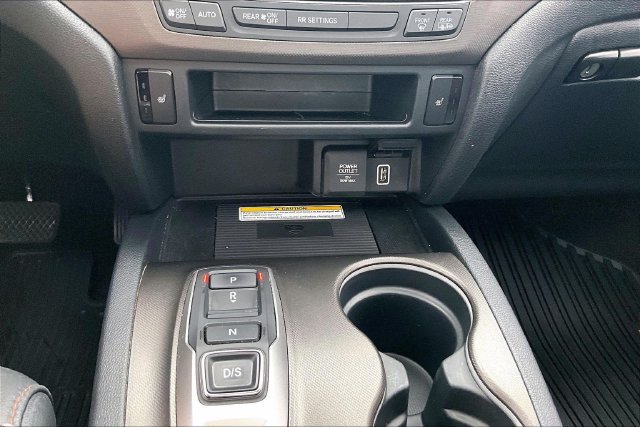 Used 2022 Honda Passport TrailSport image 16