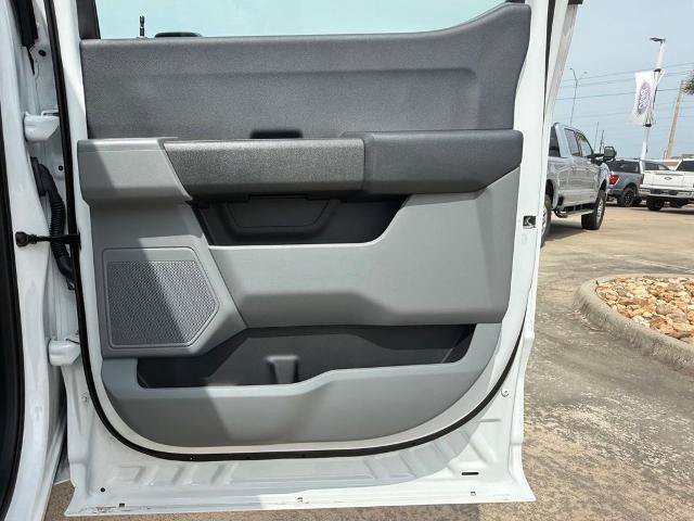 Certified 2024 Ford F550 4x4 Crew Cab Super Duty image 31