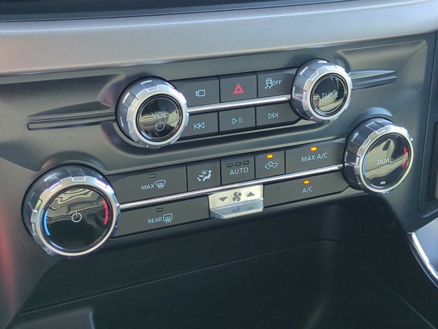 Certified 2025 Ford F150 XL w/ Equipment Group 104A Hybrid AWD/4WD image 24