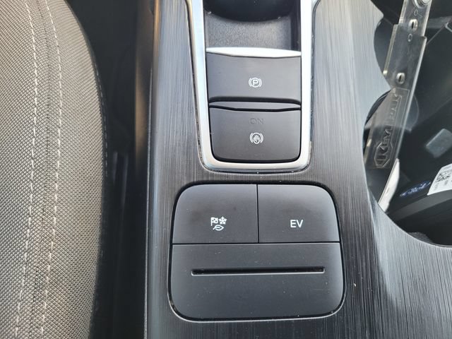 Certified 2022 Ford Escape SE w/ Convenience Package FWD image 25