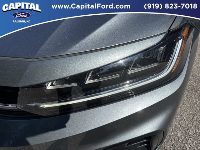 Used 2025 Volkswagen Jetta Sport FWD image 11