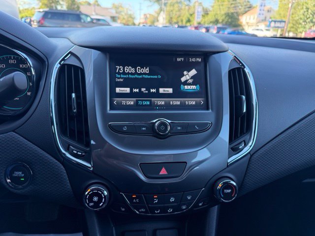 Used 2018 Chevrolet Cruze LT w/ Convenience Package FWD image 46