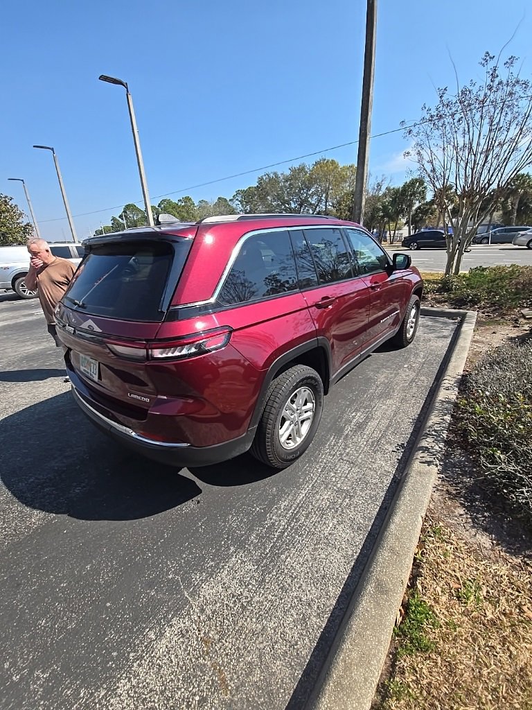 Used 2025 Jeep Grand Cherokee Laredo w/ Trailer Tow Package image 6