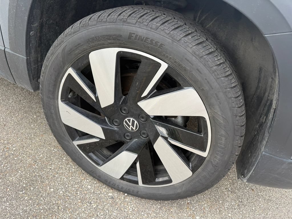 Used 2024 Volkswagen Taos SEL AWD/4WD image 11