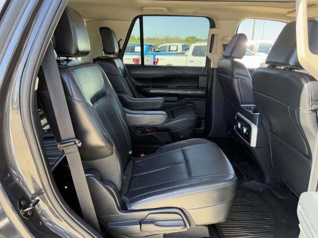 Certified 2023 Ford Expedition XLT image 30