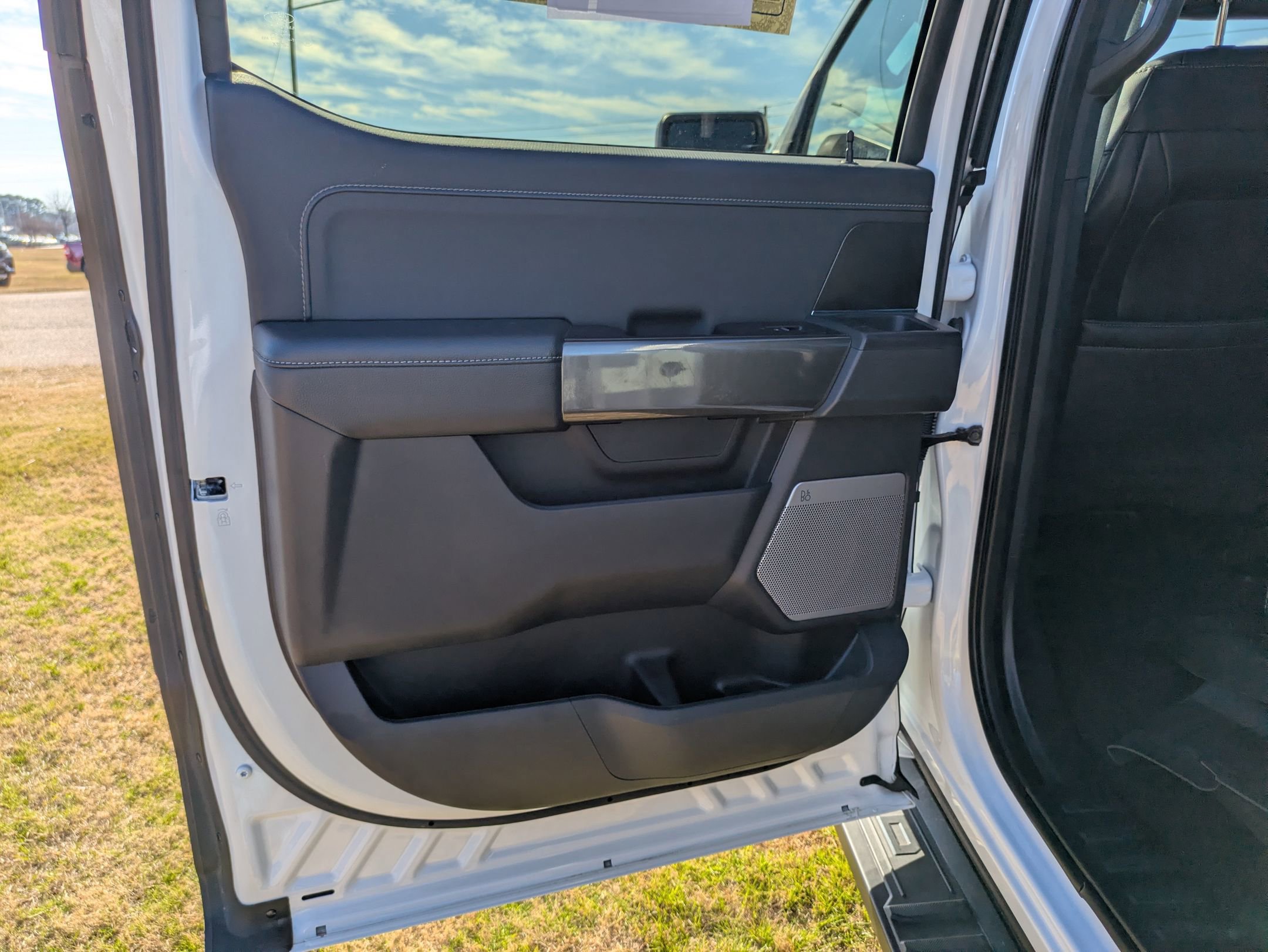 Certified 2023 Ford F150 XLT w/ Equipment Group 302A High image 28