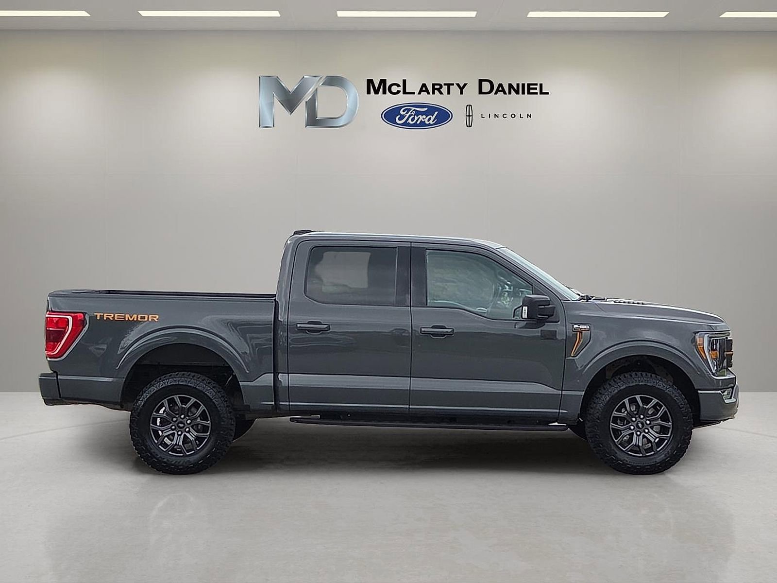 Certified 2021 Ford F150 Tremor w/ Equipment Group 401A Mid AWD/4WD image 6