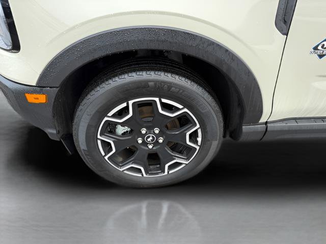 Certified 2025 Ford Bronco Sport Outer Banks w/ Outer Banks Tech Package+ AWD/4WD image 25