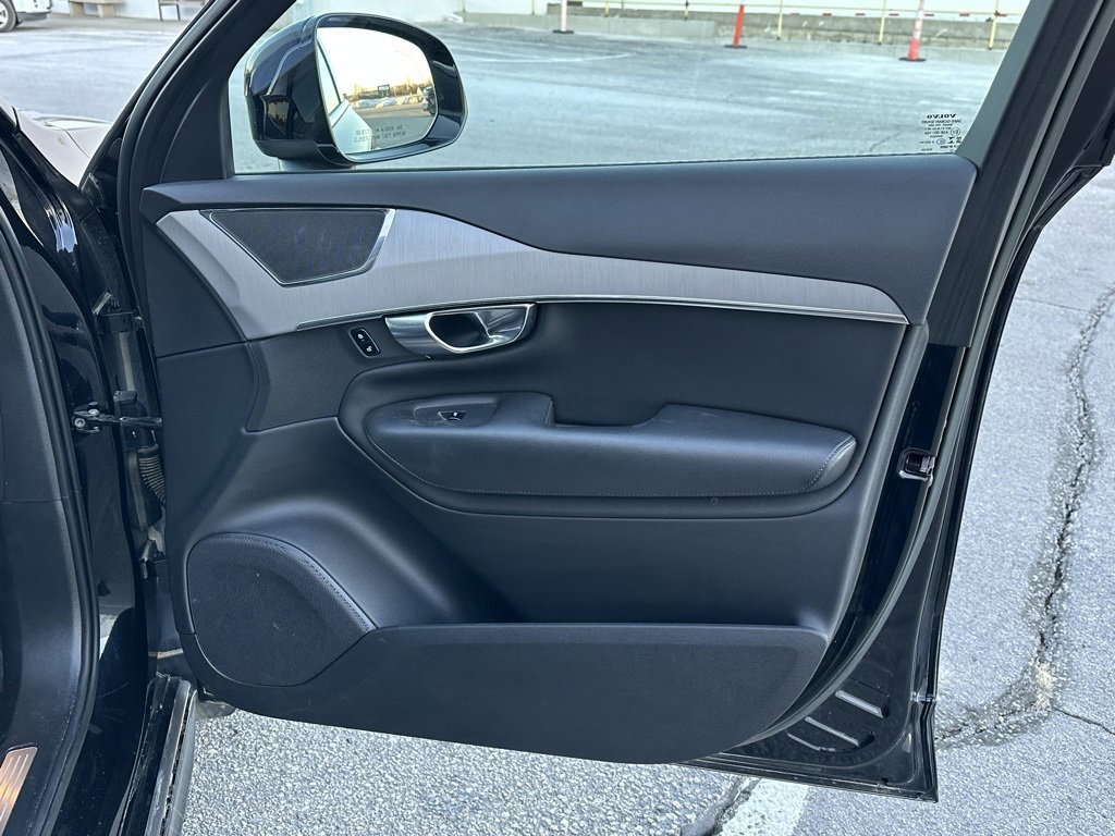 Used 2023 Volvo XC90 B5 Core w/ Protection Package Premier image 26