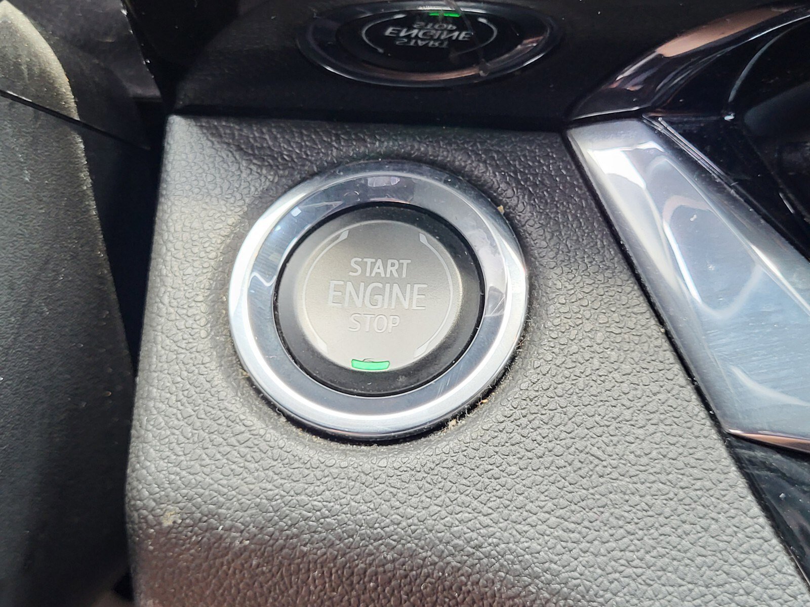 Used 2025 Buick Envista Sport Touring FWD image 24